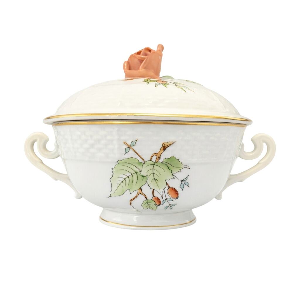 Herend China HER16 Rosehips Sugar Bowl w Rose Lid Green Leaves RedBerries Hungar